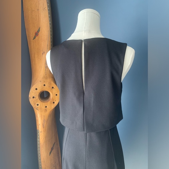 Trina Turk Shalay Ponte textured dress. Size 4. - Picture 4 of 12